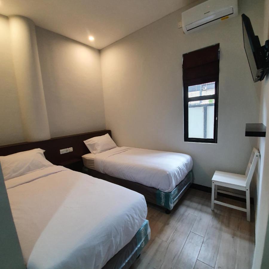 Hotel Circle One Palembang Exterior foto